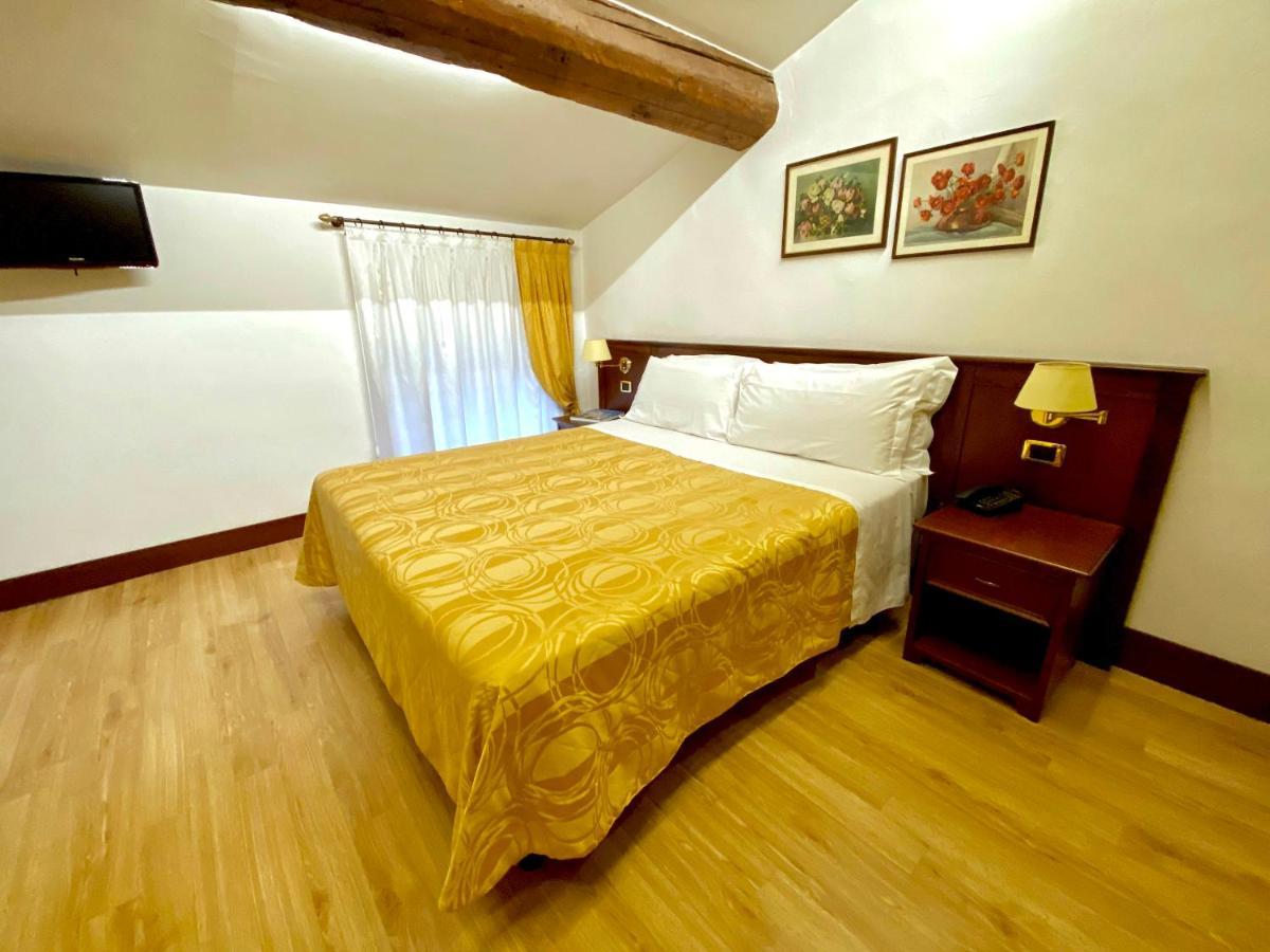 Hotel Aurora Верона Экстерьер фото